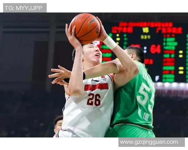 周琦在国际篮球舞台上的崛起与挑战：从青年才俊到职业明星的成长之路